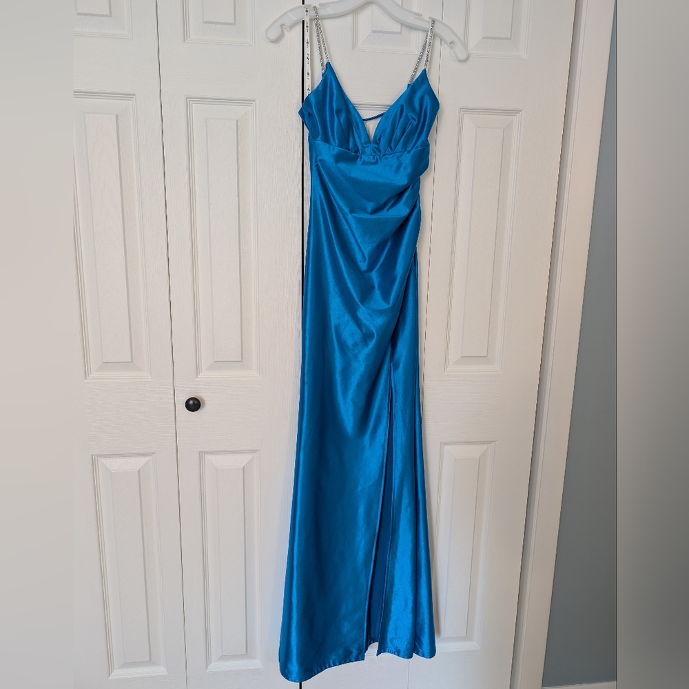 Beautiful Turquoise Blue Satin Prom Ball Dress